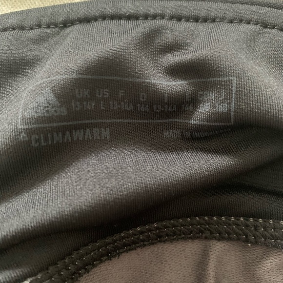 Adidas grey camo leggings in great condition. - Picture 3 of 3